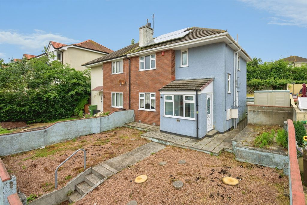 Property photo 1 of 27