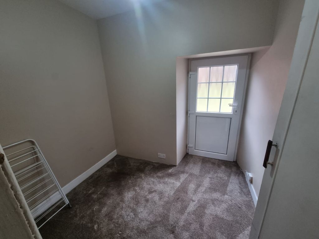 Property photo 2 of 7 Gallery