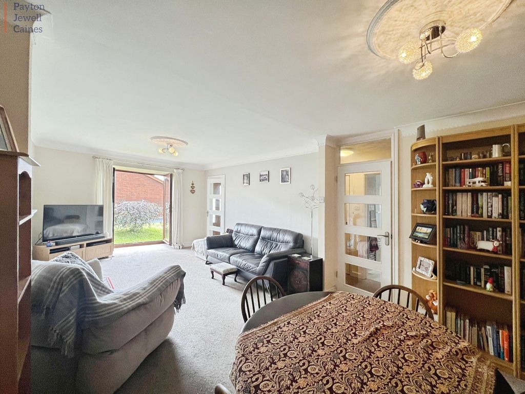Property photo 3 of 11 Not Specified