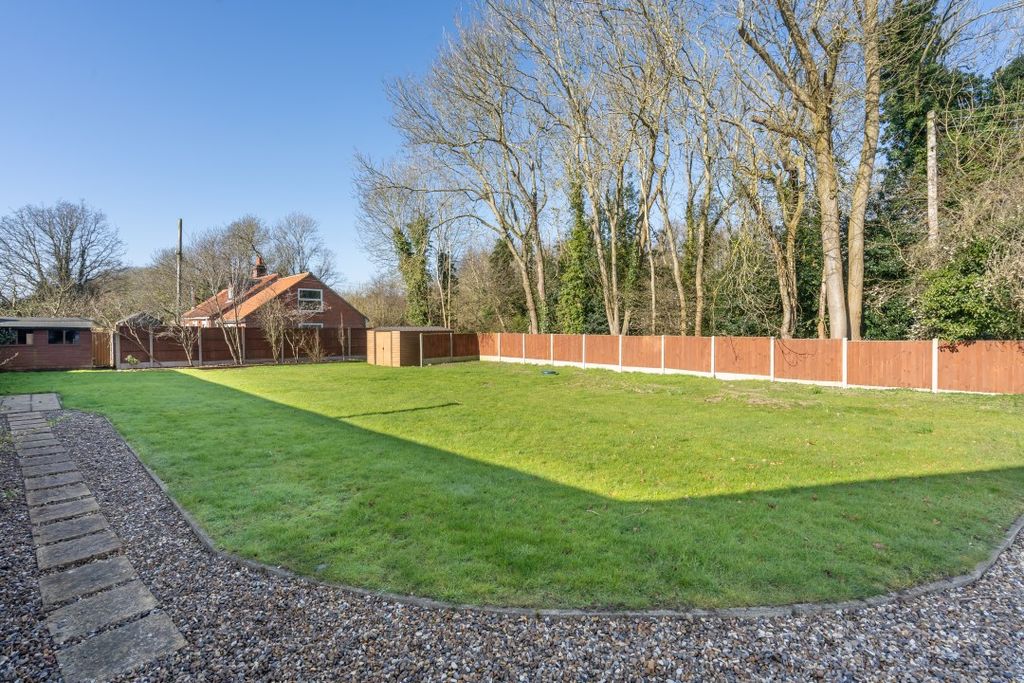 Property photo 2 of 27 Iq_00021