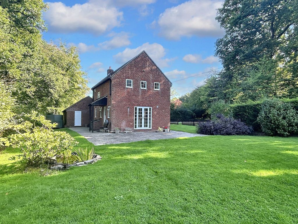 Property photo 3 of 18