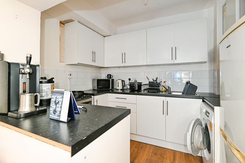 Property photo 2 of 9 Pbox-Img.Jpg
