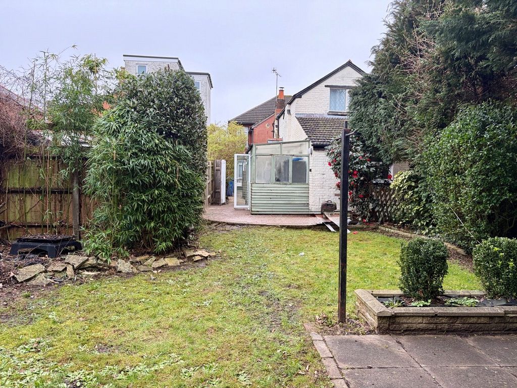 Property photo 1 of 14 Picture No. 16