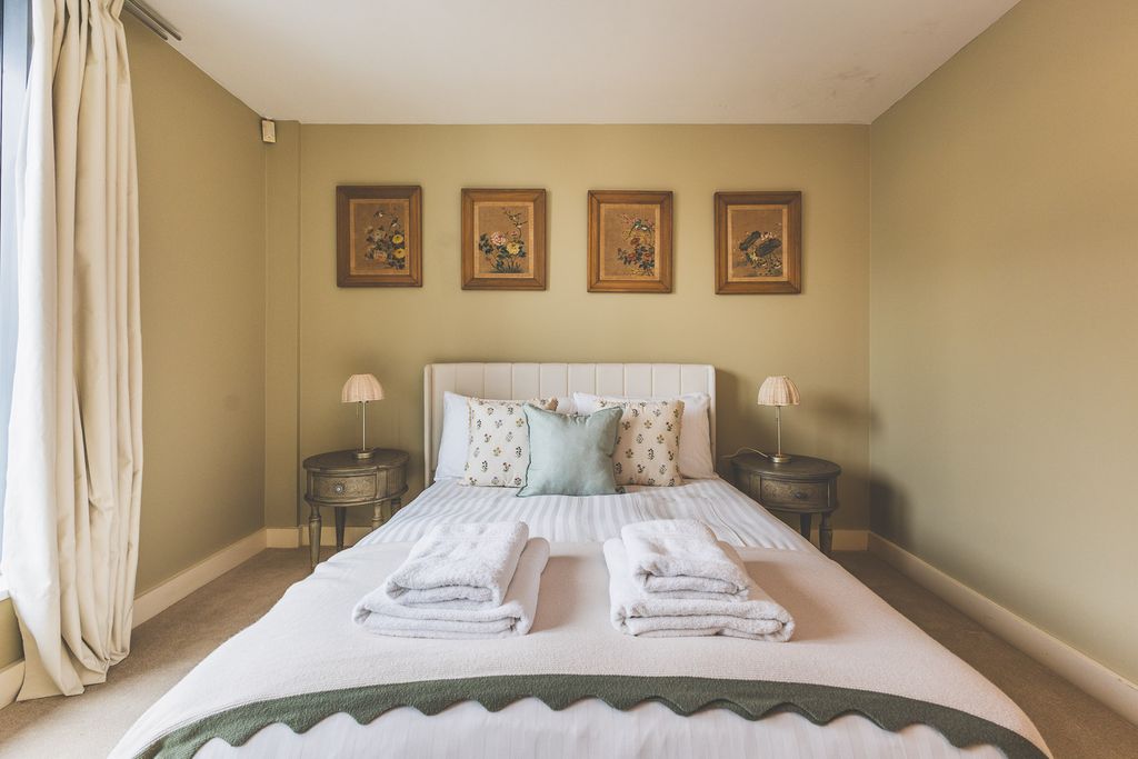 Property photo 3 of 29