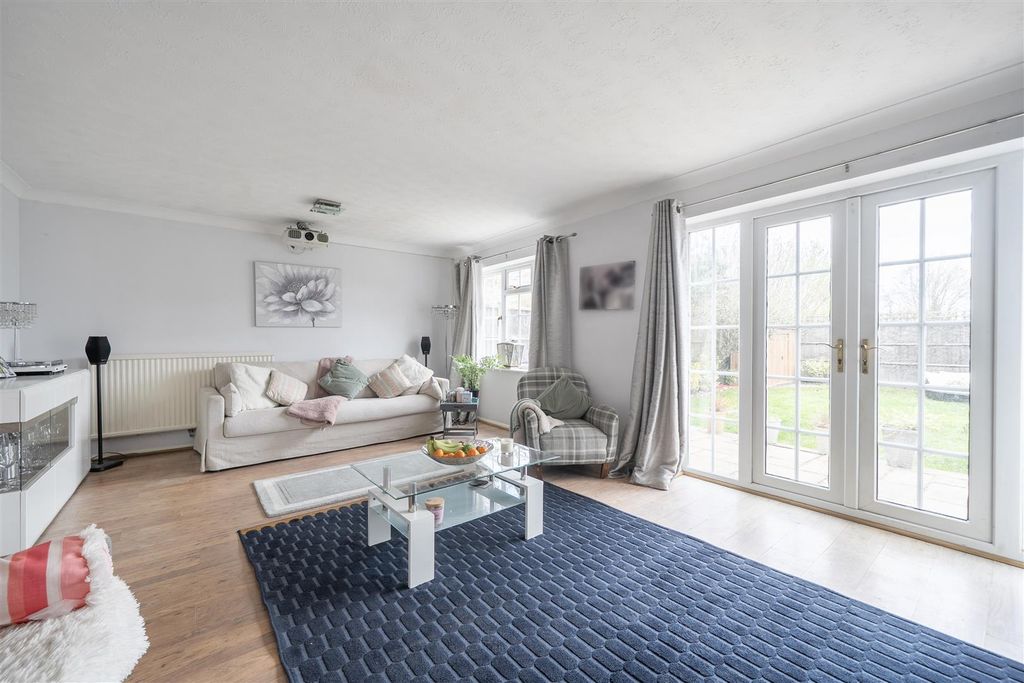 Property photo 3 of 17 1424147-11-69Ca73Bf6Cdda.Jpg