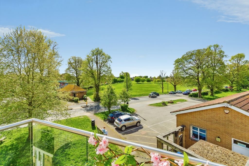 Property photo 3 of 23 Pbox-Img.Jpg