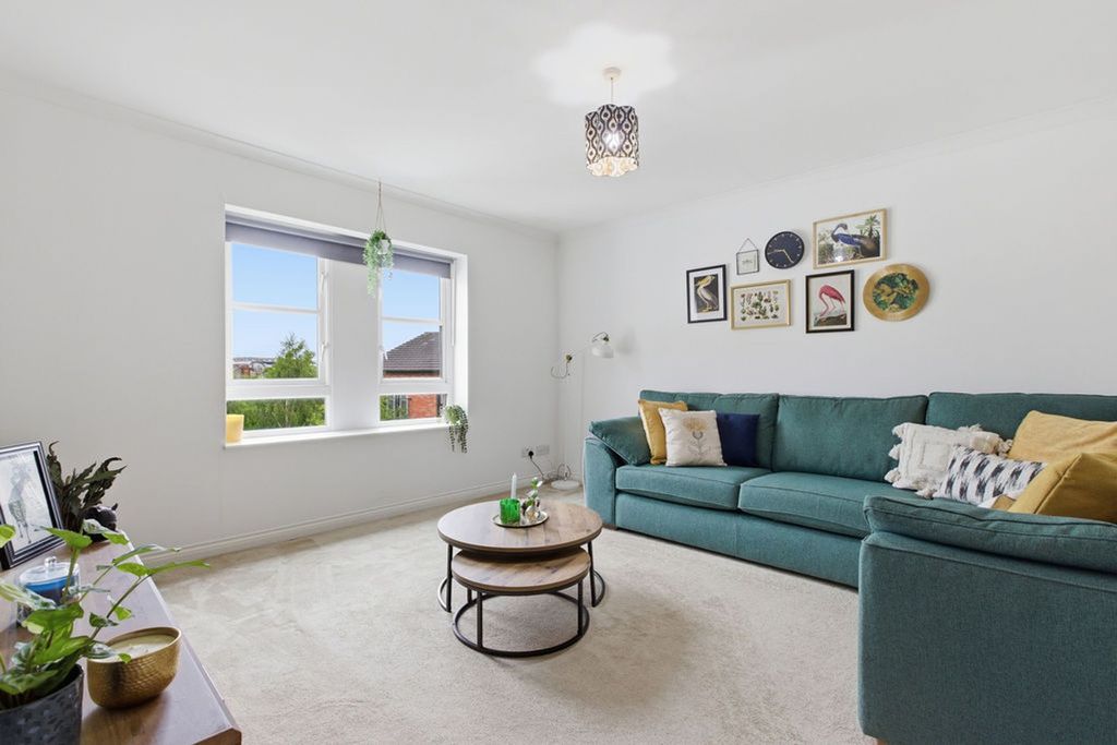Property photo 2 of 16