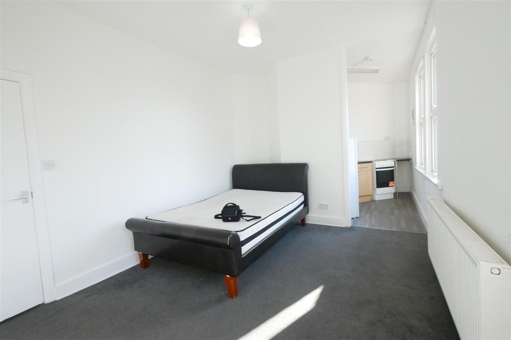 Property photo 2 of 8 2.Jpg