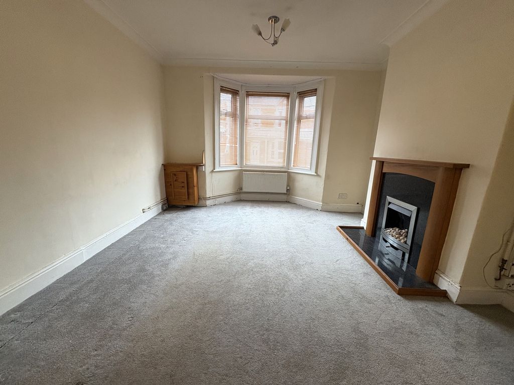 Property photo 2 of 13 Photo 1