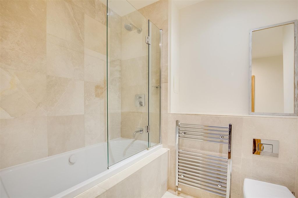 Property photo 3 of 8 Tollbooth Apartments, 2-12.Jpg