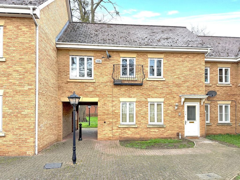 Property photo 1 of 14 Front.Jpg