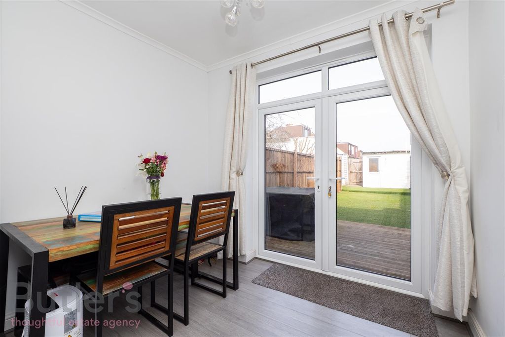 Property photo 3 of 9 Wl-004_Wm.Jpg