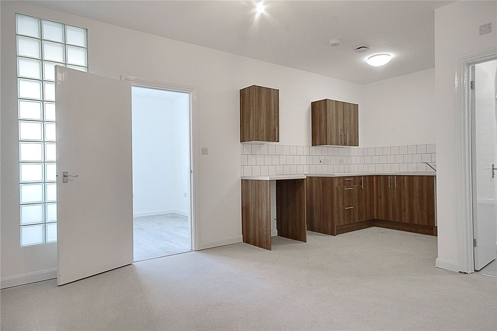 Property photo 1 of 3 Picture No. 01