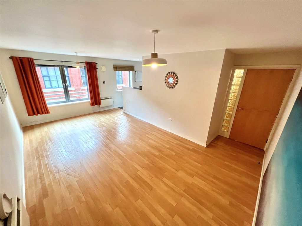 Property photo 2 of 11 Picture No. 07