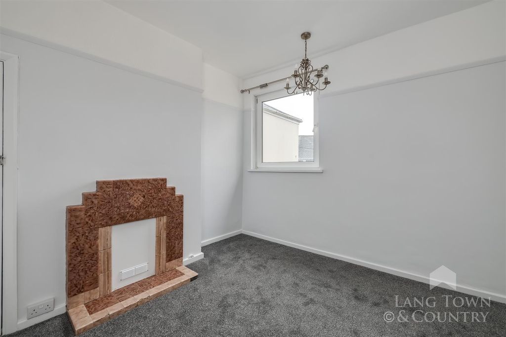 Property photo 3 of 7 0007.Jpg