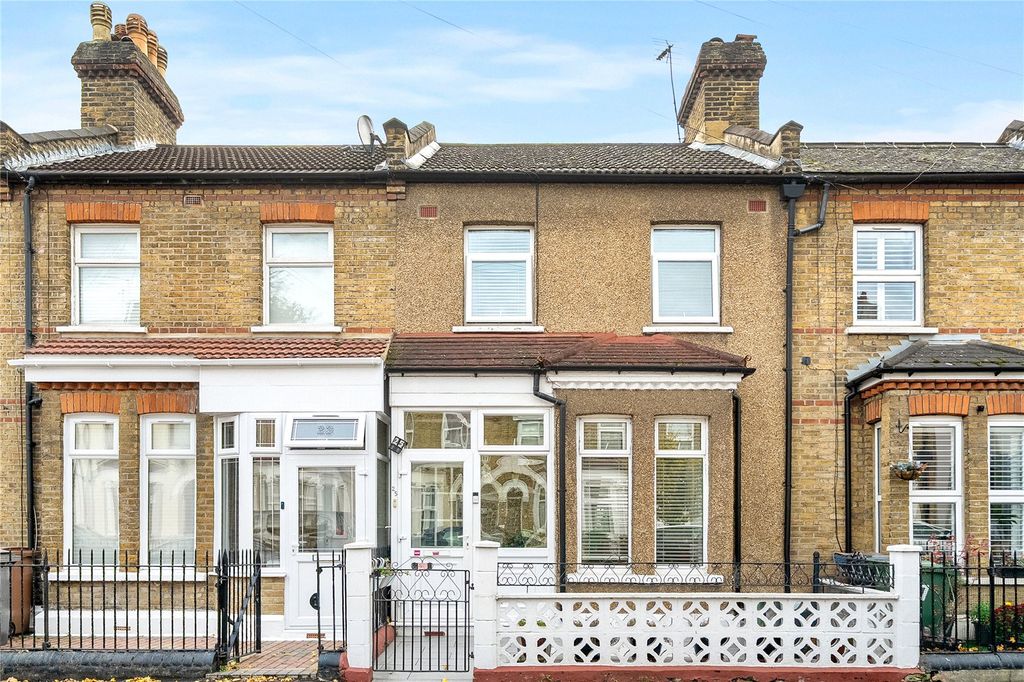 Property photo 3 of 15 Picture No. 01