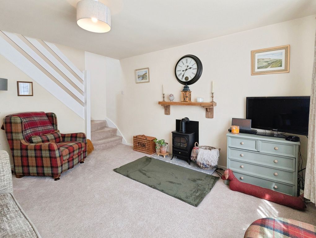 Property photo 3 of 18
