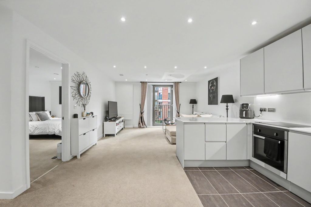 Property photo 1 of 22 Img_1922