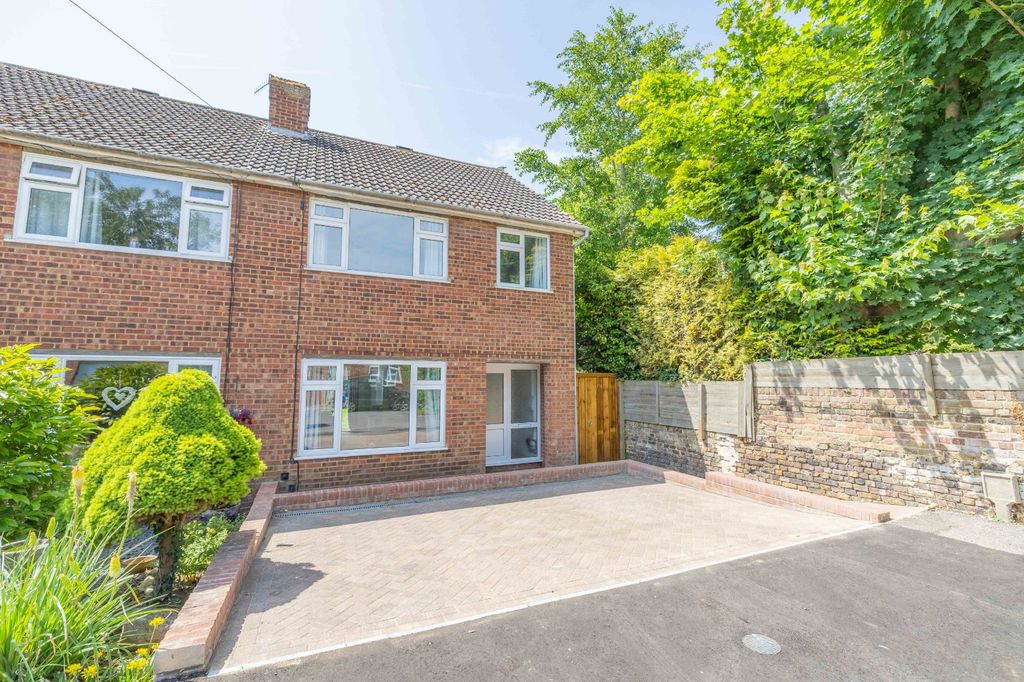 Property photo 2 of 29 Picture 2