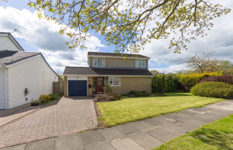 Property photo 1 of 17