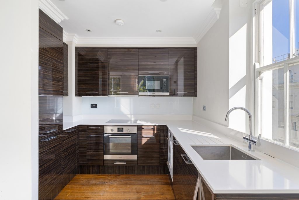 Property photo 2 of 24 98318_Flat 3 1 Ga...