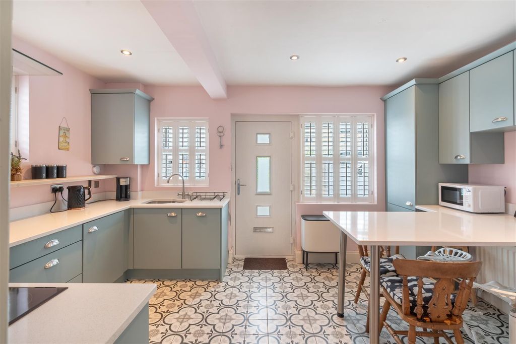 Property photo 3 of 16 _A7R6170-Hdr.Jpg