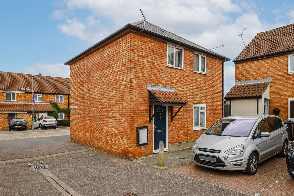 Property photo 1 of 26