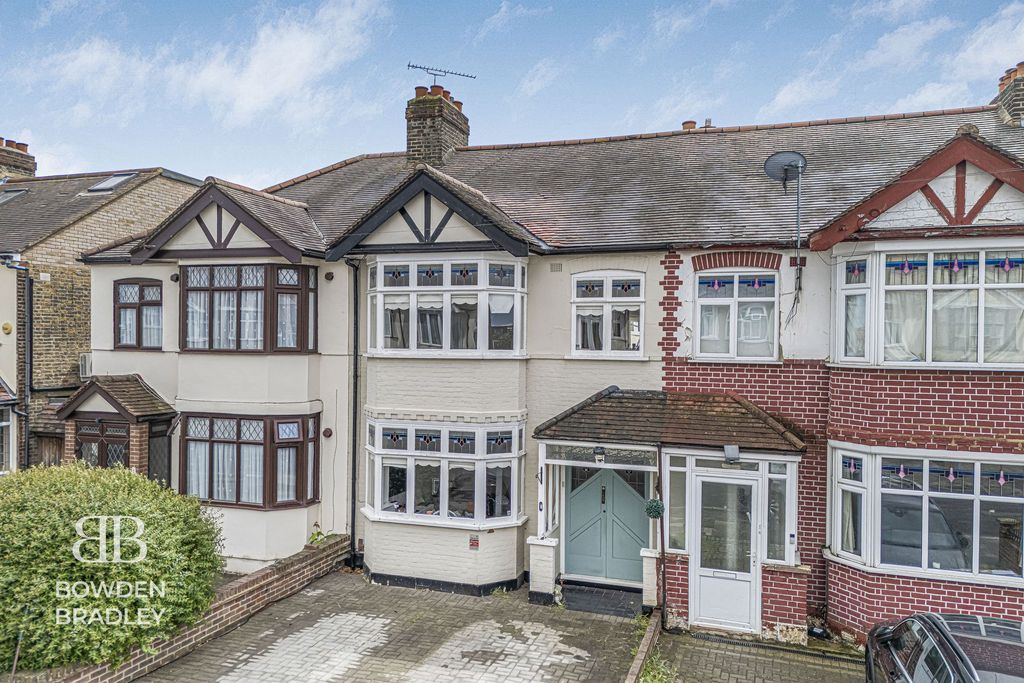 Property photo 1 of 14