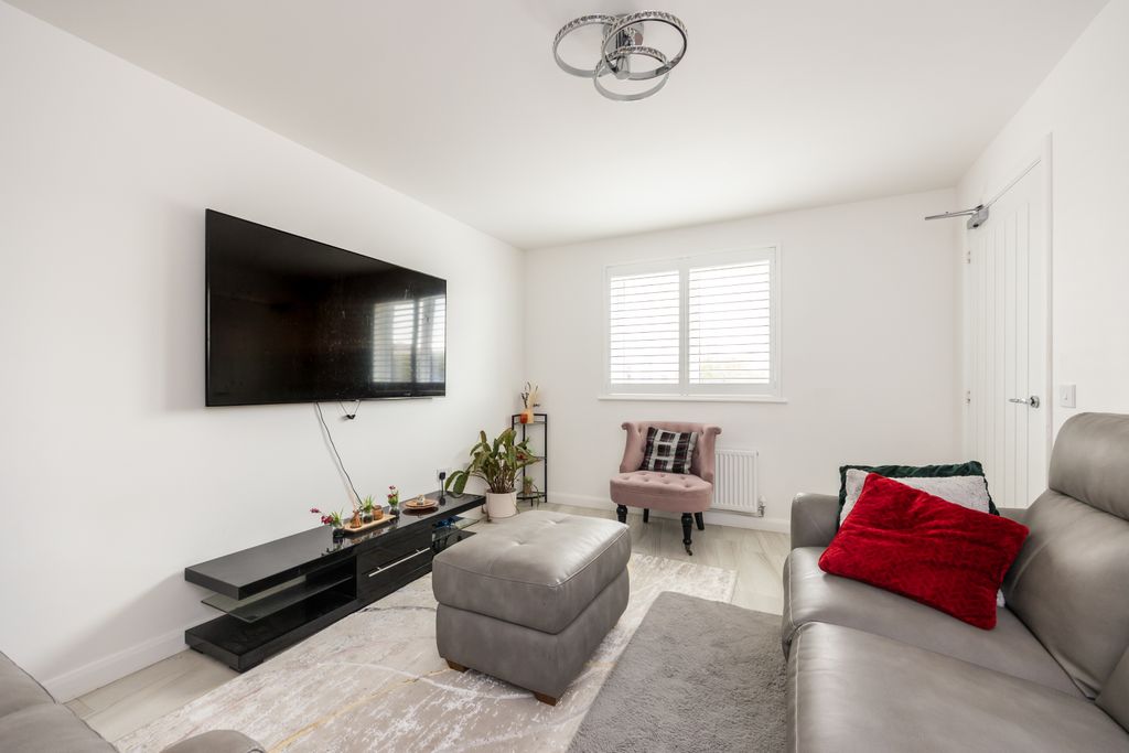 Property photo 1 of 27 Primary Property Image