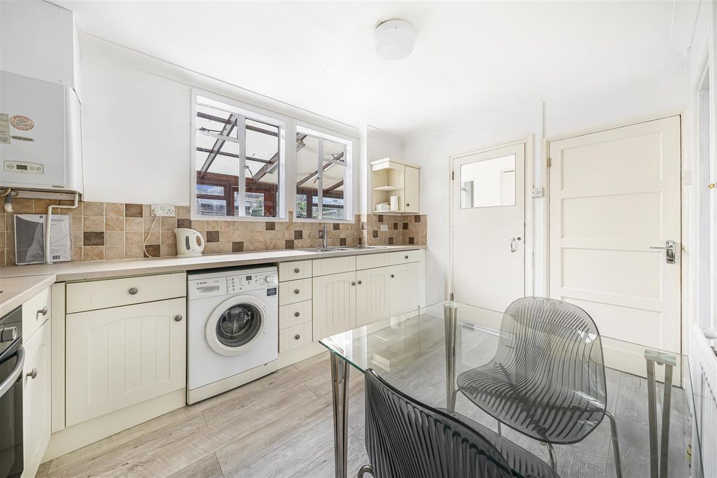 Property photo 3 of 24 Dsc03438.Jpg