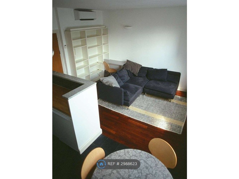 Property photo 2 of 5
