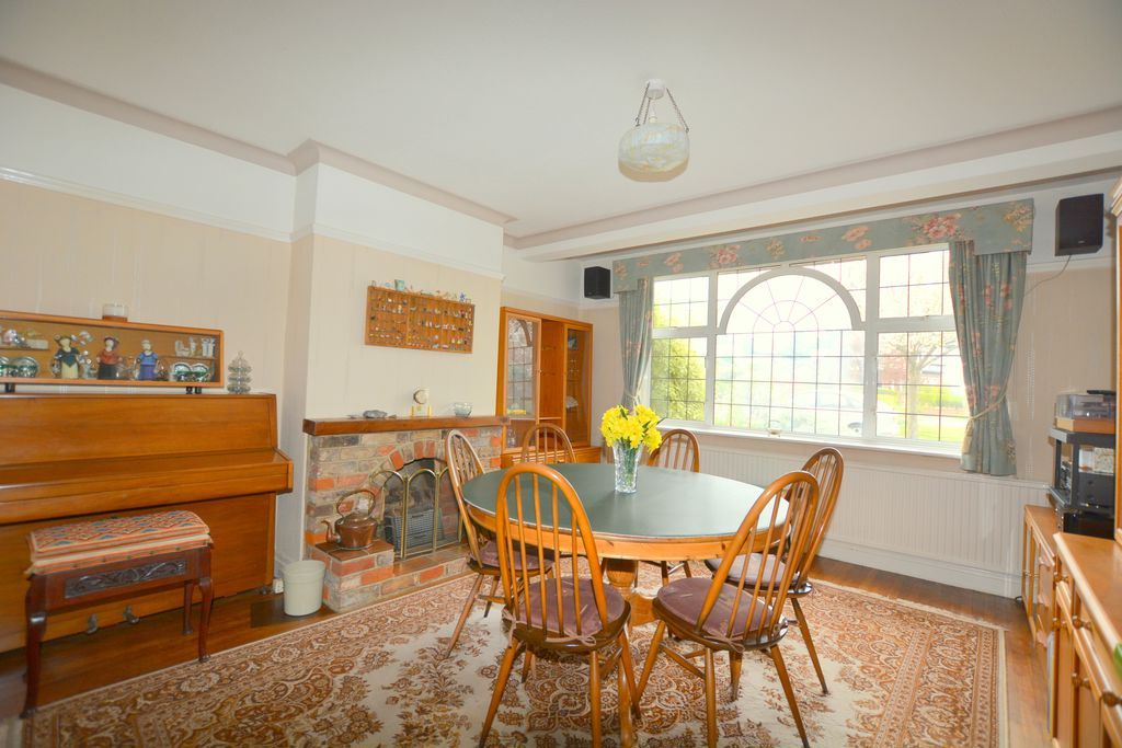 Property photo 3 of 23 Photo 14