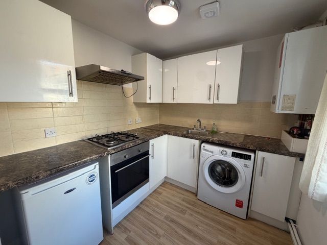 Property photo 1 of 3