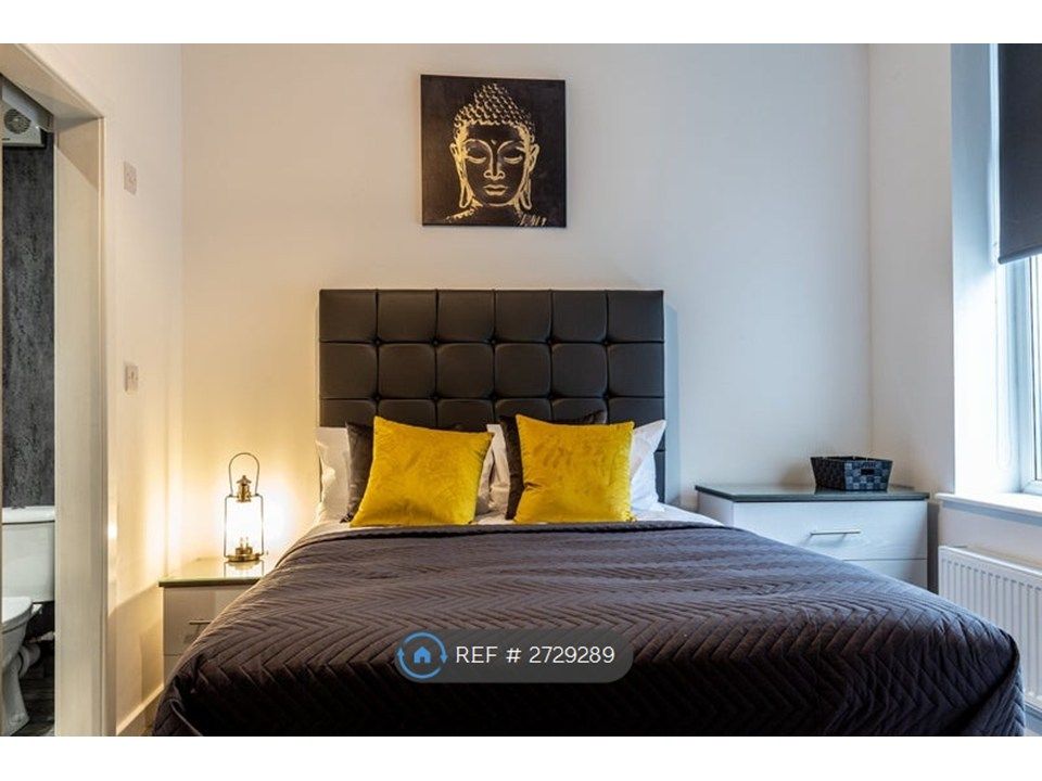 Property photo 1 of 5 Bedroom