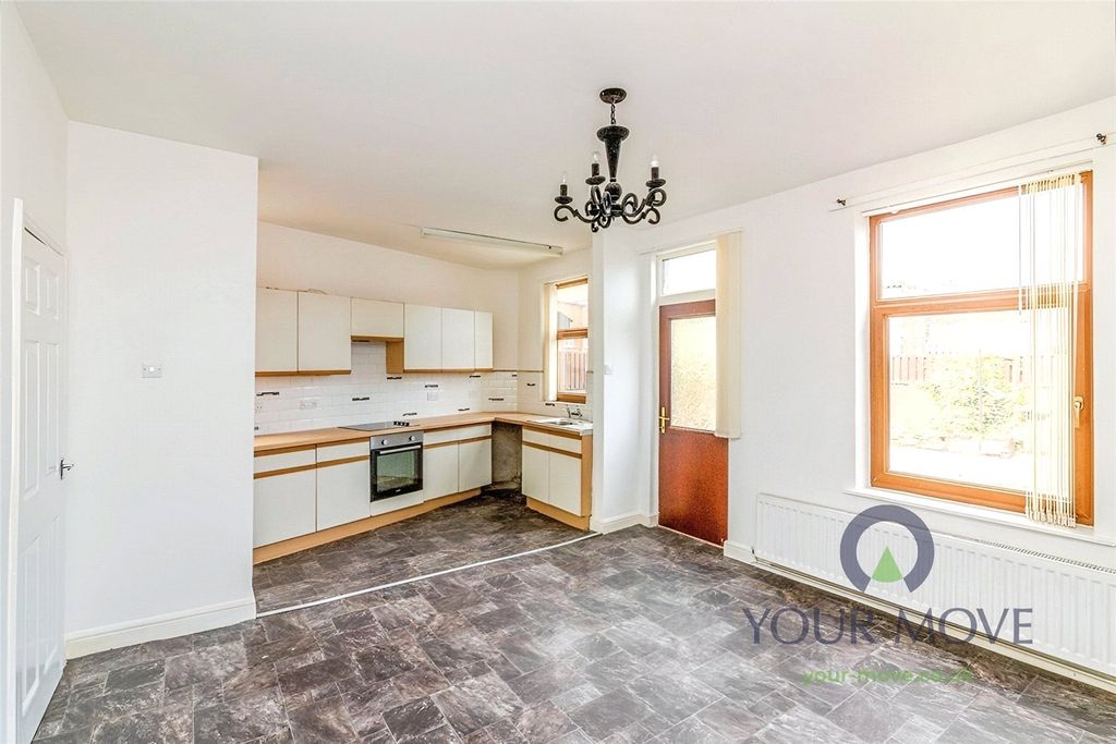 Property photo 3 of 8 Kitchen/ Diner