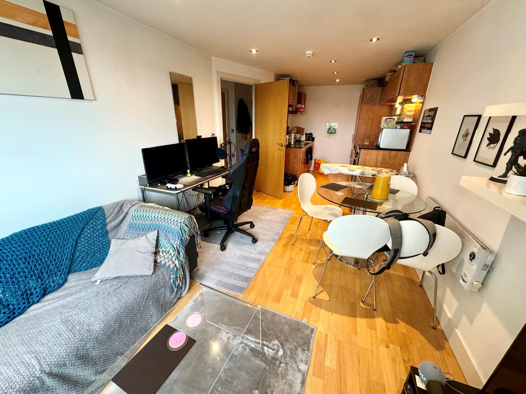 Property photo 3 of 9
