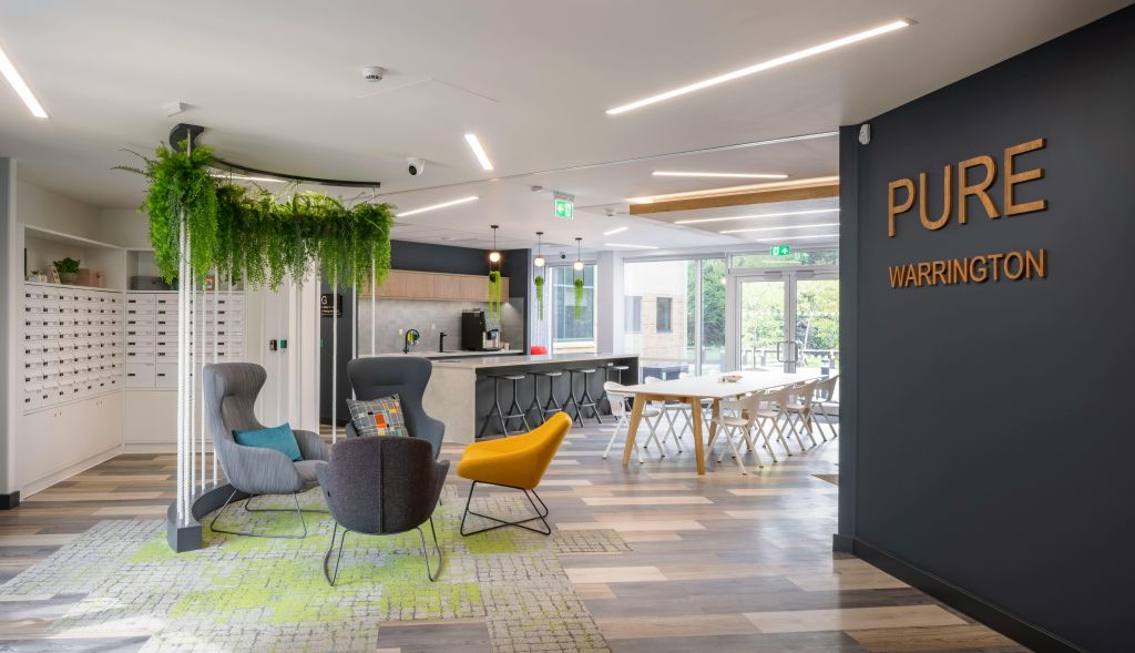 Property photo 3 of 12 2.Jpg