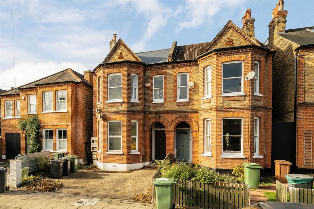 Property photo 1 of 4