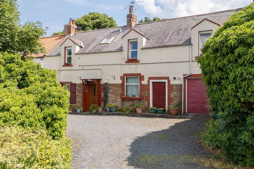 Property photo 2 of 15 1_Lyall_Terrace-2.Jpg