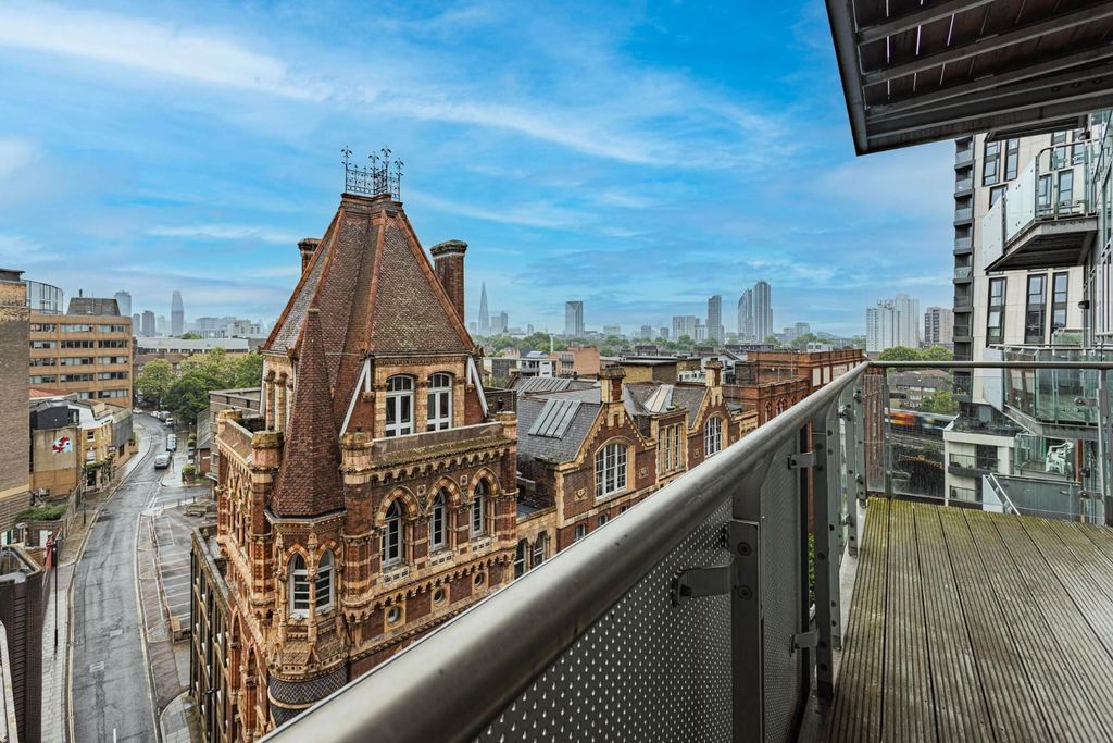 Property photo 3 of 17 12.Jpeg