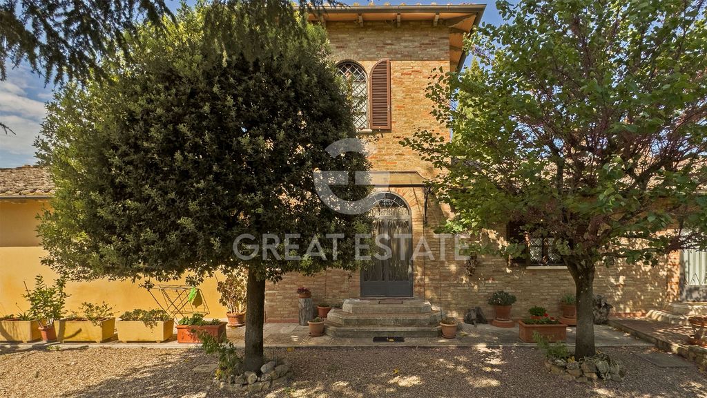 Property photo 3 of 24 Exteriors