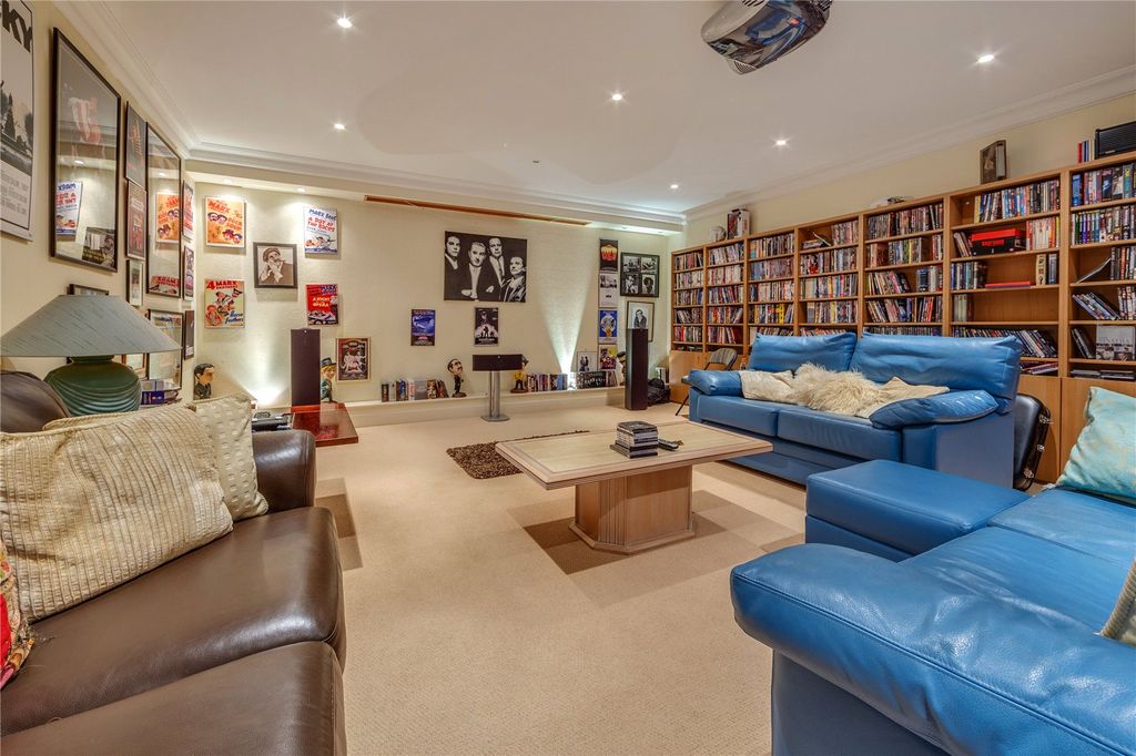 Property photo 3 of 36 Picture No. 82