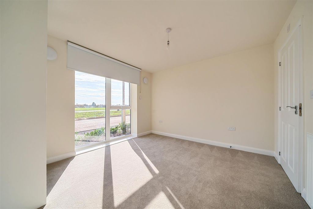 Property photo 1 of 9 1375500-5-6909E5Ae04B50.Jpg