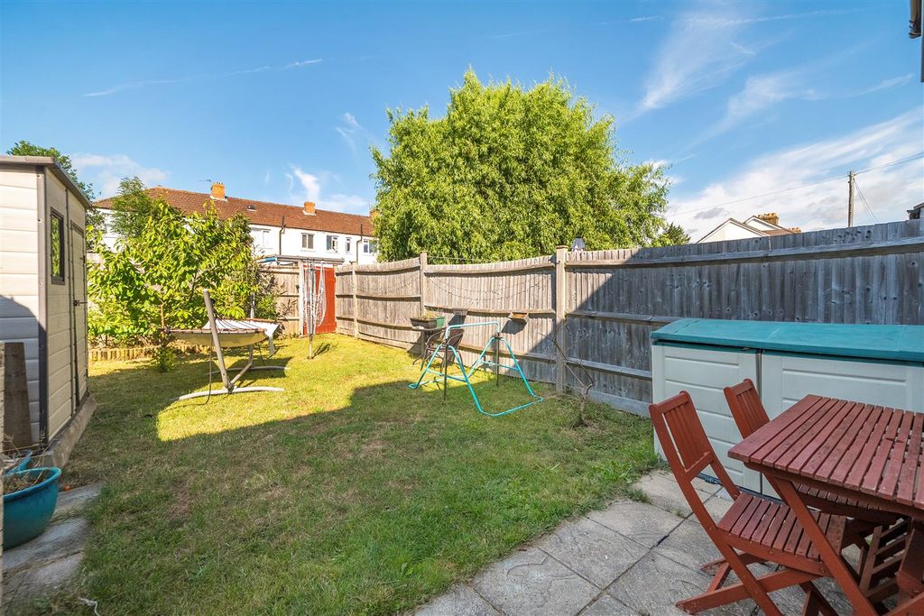 Property photo 1 of 20 Rear Garden