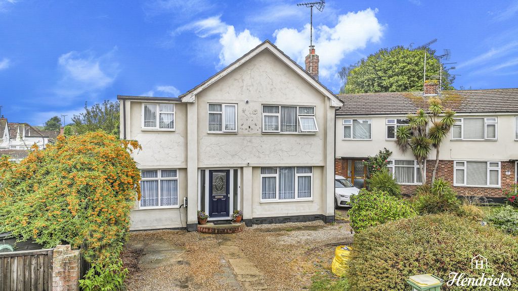 Property photo 1 of 37