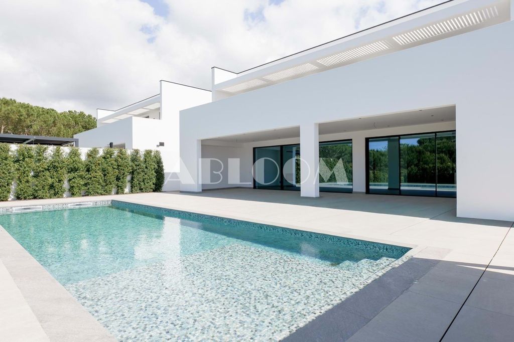 Property photo 3 of 38
