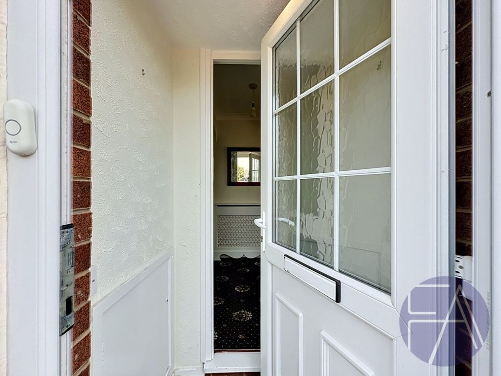 Property photo 2 of 33 5183881
