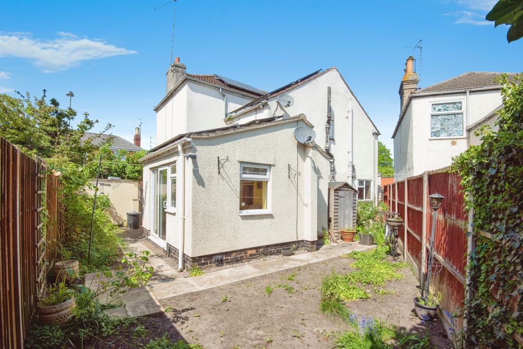Property photo 2 of 16