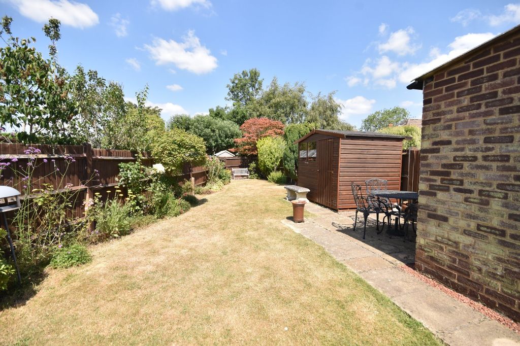 Property photo 3 of 17 Picture No. 02