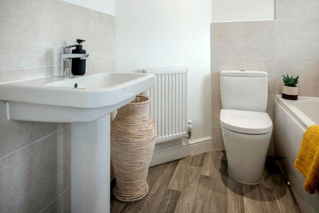 Property photo 3 of 8 Picture No. 11